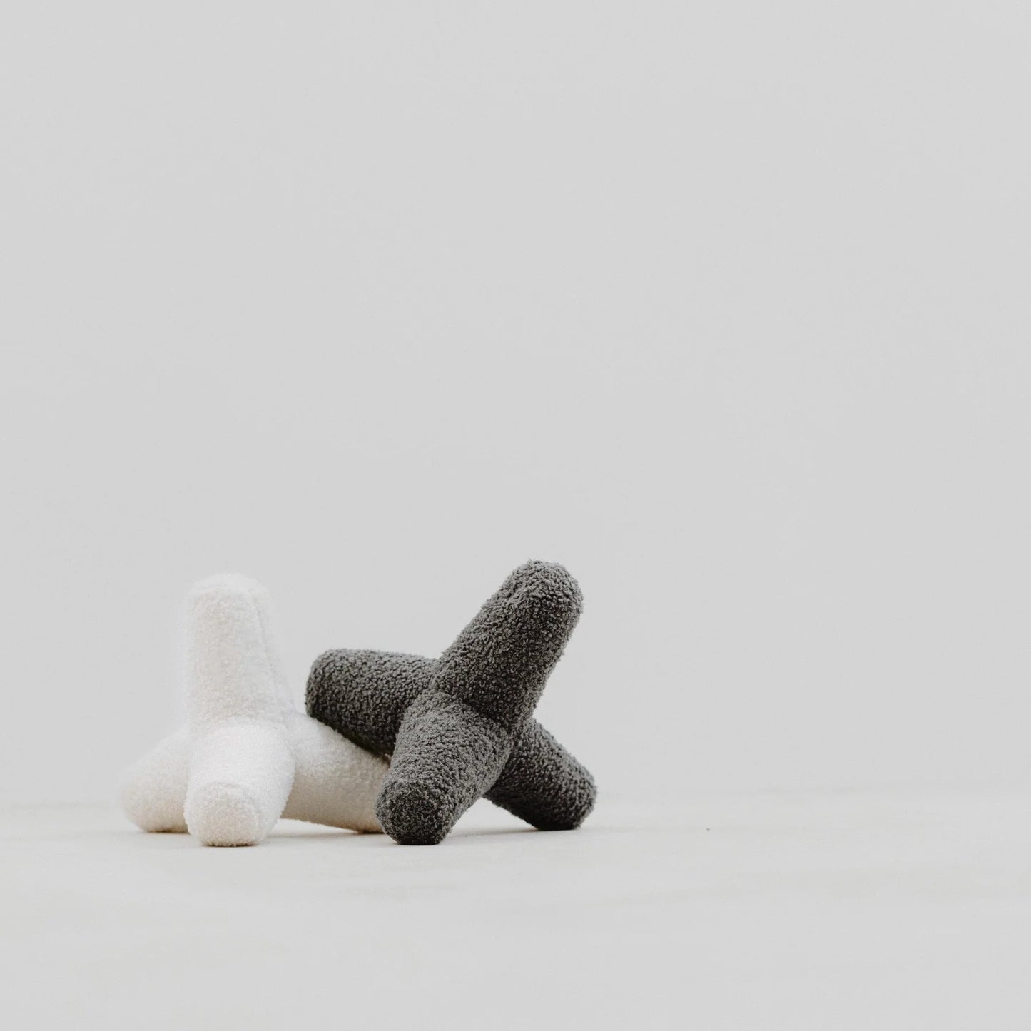 Lambwolf Collective • O Breuer Toy (concrete)